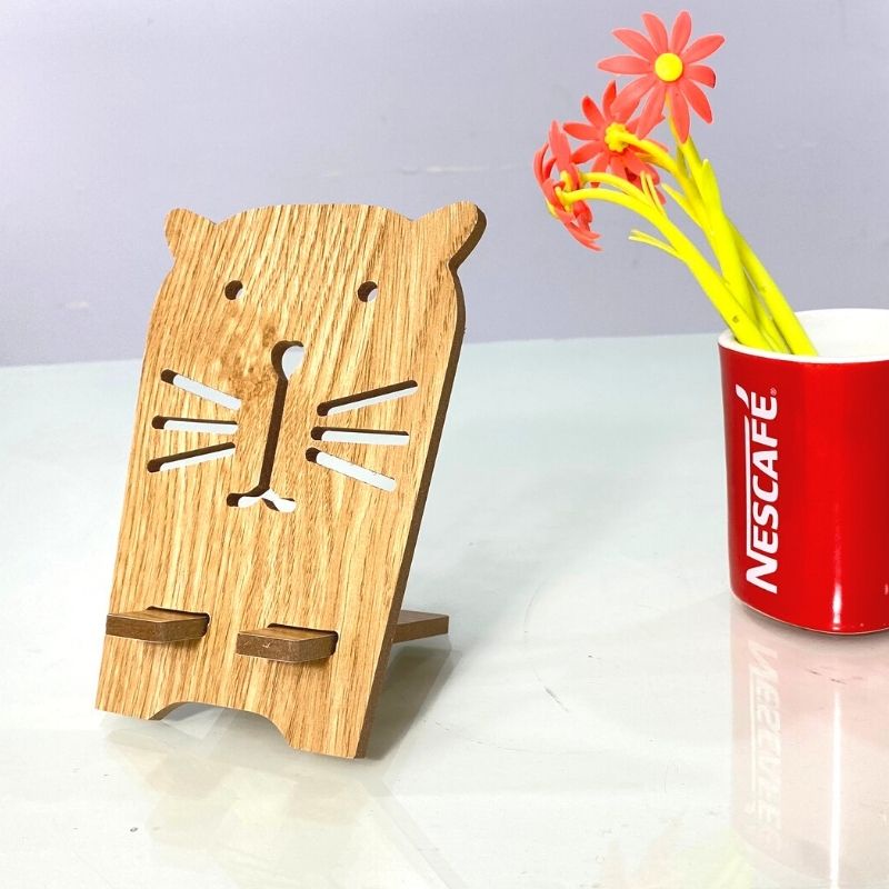 Kệ điện thoại giá đỡ máy tính bảng thông minh hình mặt hổ dễ thương bằng gỗ kích thước 16cm x 11.4cm