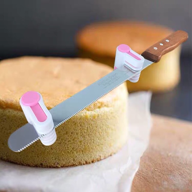 Bộ 2 dụng cụ kẹp dao chia tầng bánh
