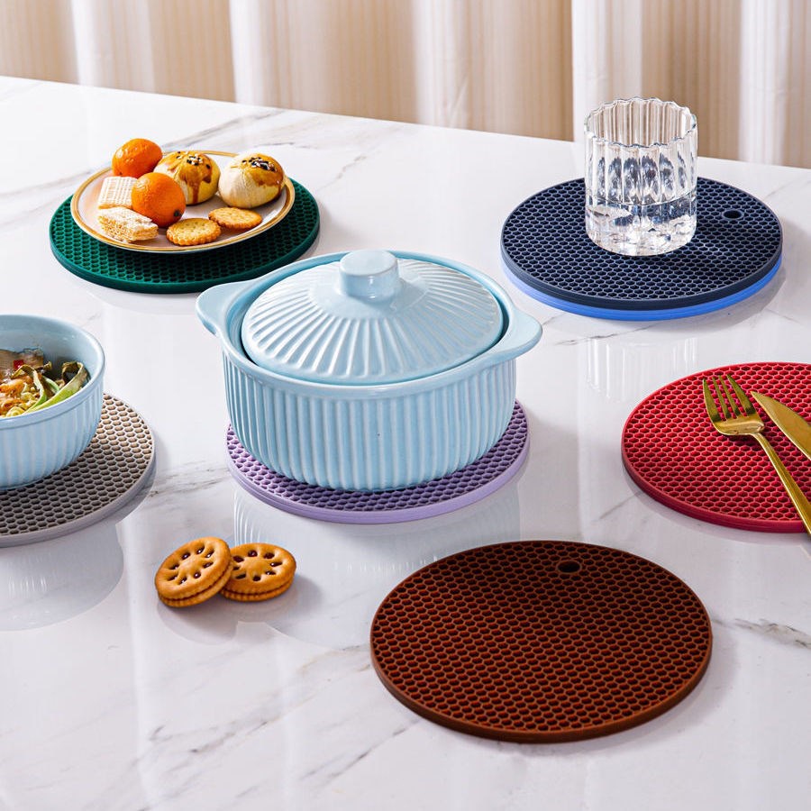 Lót nồi Silicone cách nhiệt chống bỏng, bảo vệ kính mặt bàn , Chuẩn phong cách nội trợ an toàn Âu Mỹ