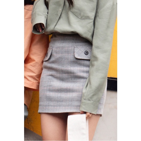Váy chữ A công sở có túi đắp LIBÉ - Gray Checked Skirt Size M