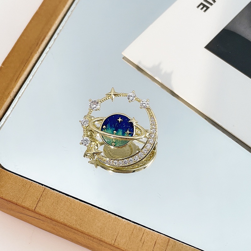 Pin cài áo vòng xoay vũ trụ - GC408