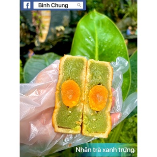 Bánh nướng nhân trà xanh matcha trứng/Bánh trung thu Bình Chung