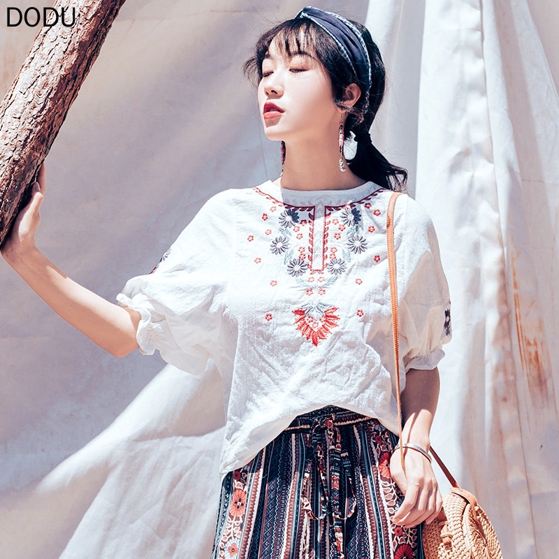 Áo kiểu vải lanh Cotton mỏng dáng rộng thêu họa tiết thổ cẩm dễ thương