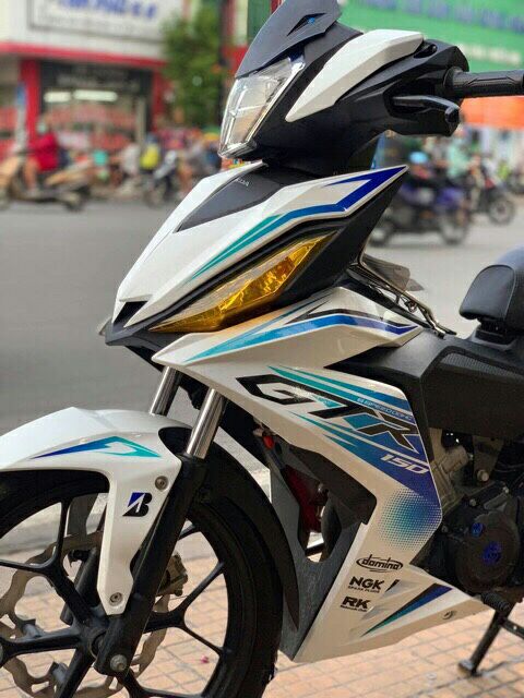 Tem rời Winner Trắng GTR