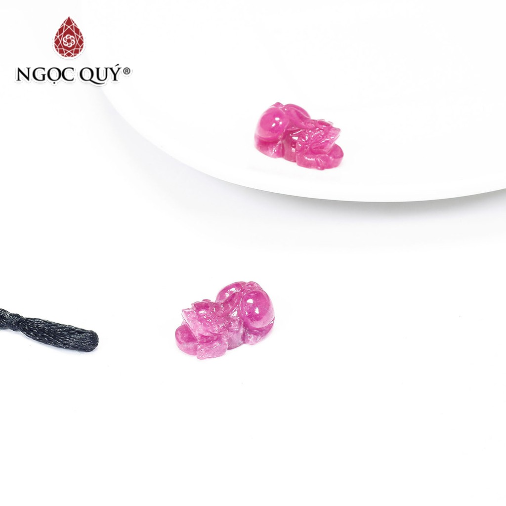 Mặt dây chuyền tỳ hưu đá ruby mệnh hỏa, thổ - Ngọc Quý