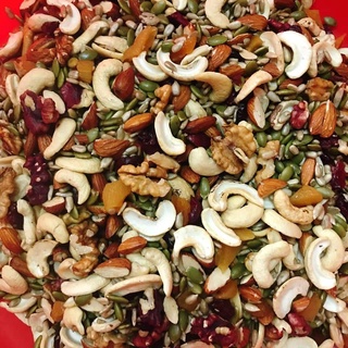 Ngũ cốc ăn liền Granola