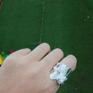 Nhẫn nữ bạc ta