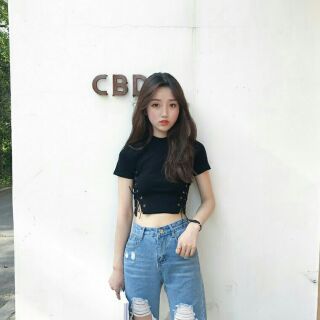 Áo thun crop dây đan chéo