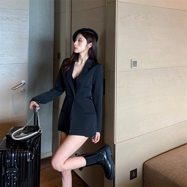 Áo Vest / Blazer đen khoét eo sexy cá tính