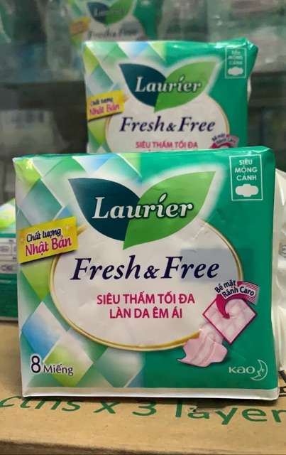 Băng vệ sinh Laurier Fresh and Free siêu mỏng có cánh và không cánh 8 miếng