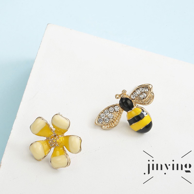 GETNOIVAS Bông tai bất đối xứng kiểu dáng chú ong và bông hoa đính đá xinh xắn