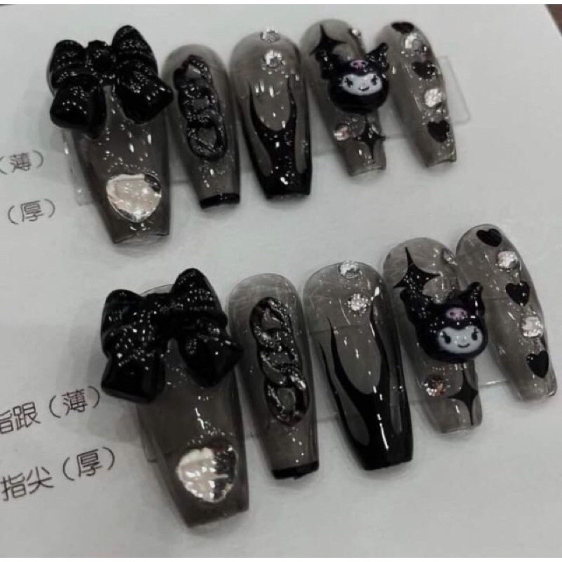 Nail box đen thạch kuromi kèm charm