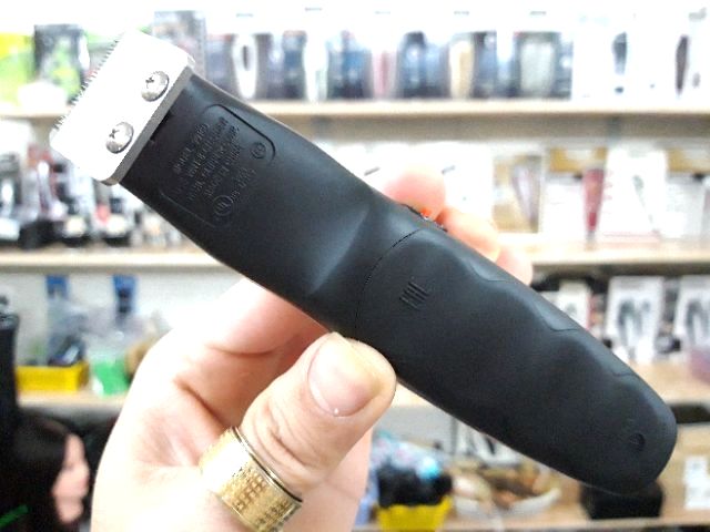 Tông Đơ Đa Năng WAHL Groomsman Rechargeable Trimmer Hàng Chính Hãng USA (220v)