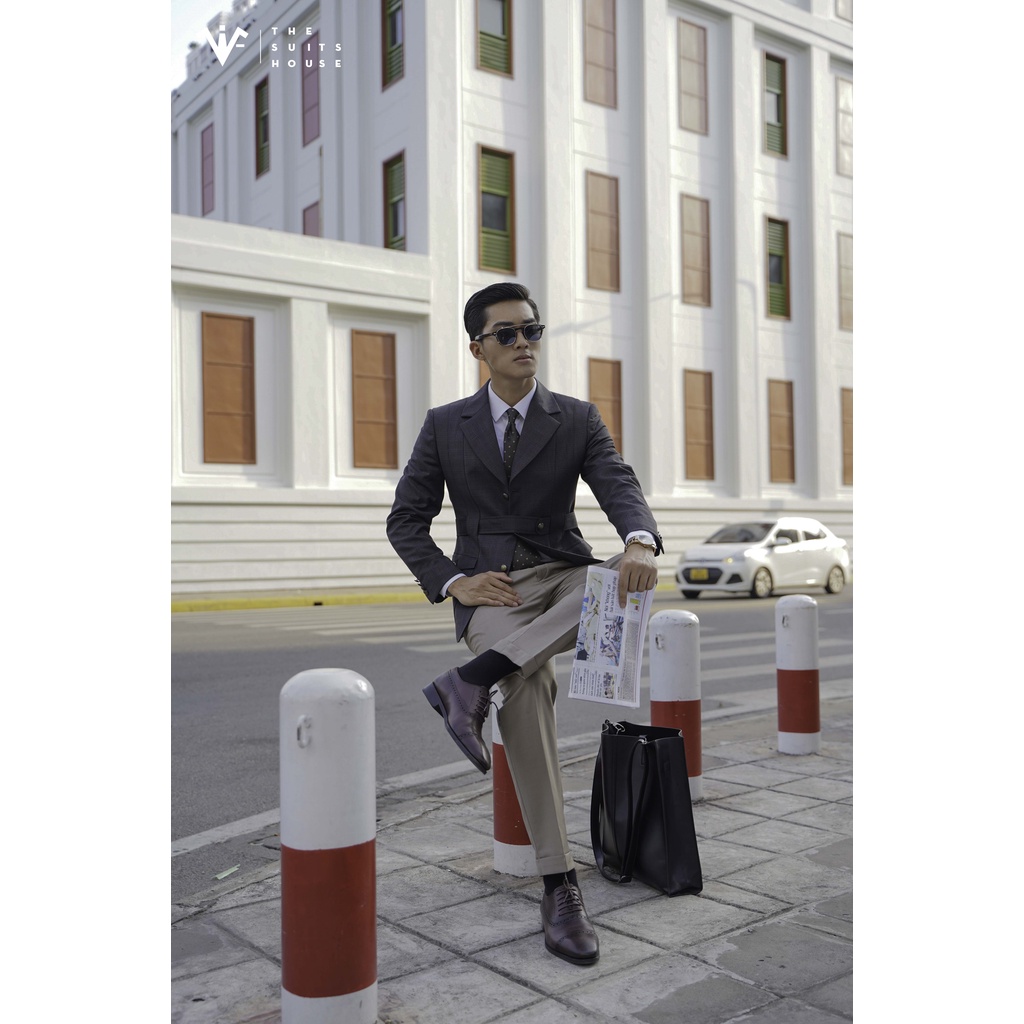 Bộ vest nam xám đen kẻ caro, 3 khuy túi nắp, vạt bầu, ve chữ V, chất wool The Suits House