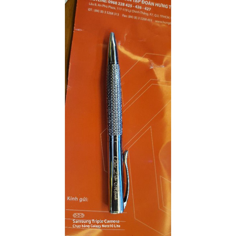 Bút ký Doanh nhân Licoln Jr 079, ngòi 0.7 mm, mực bi mịn, mượt đều ở mọi góc nghiêng