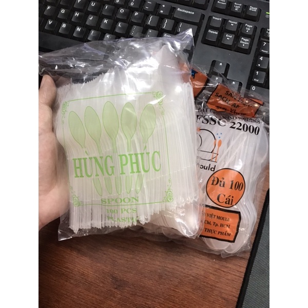 Bịch 100 muỗng nhựa dùng một lần, muỗng trong suốt không màu