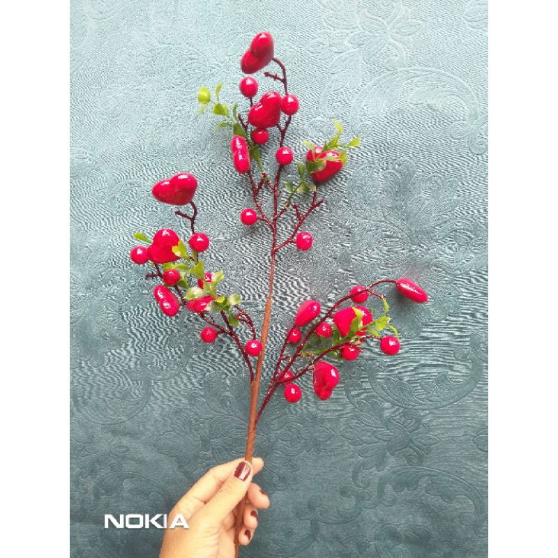 cành đào đông quả hình tim | BigBuy360 - bigbuy360.vn