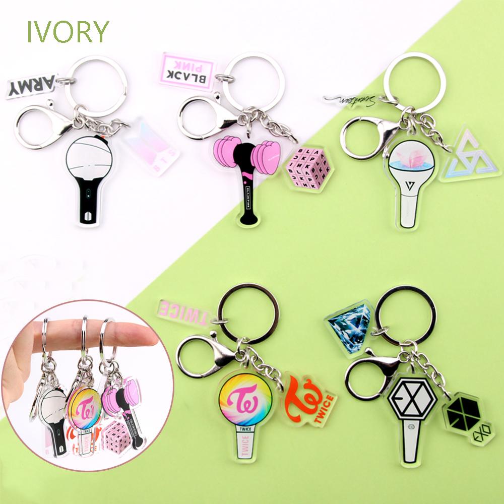 Móc khóa acrylic hình nhóm nhạc Exo Got7 Twice Seventeen dễ thương