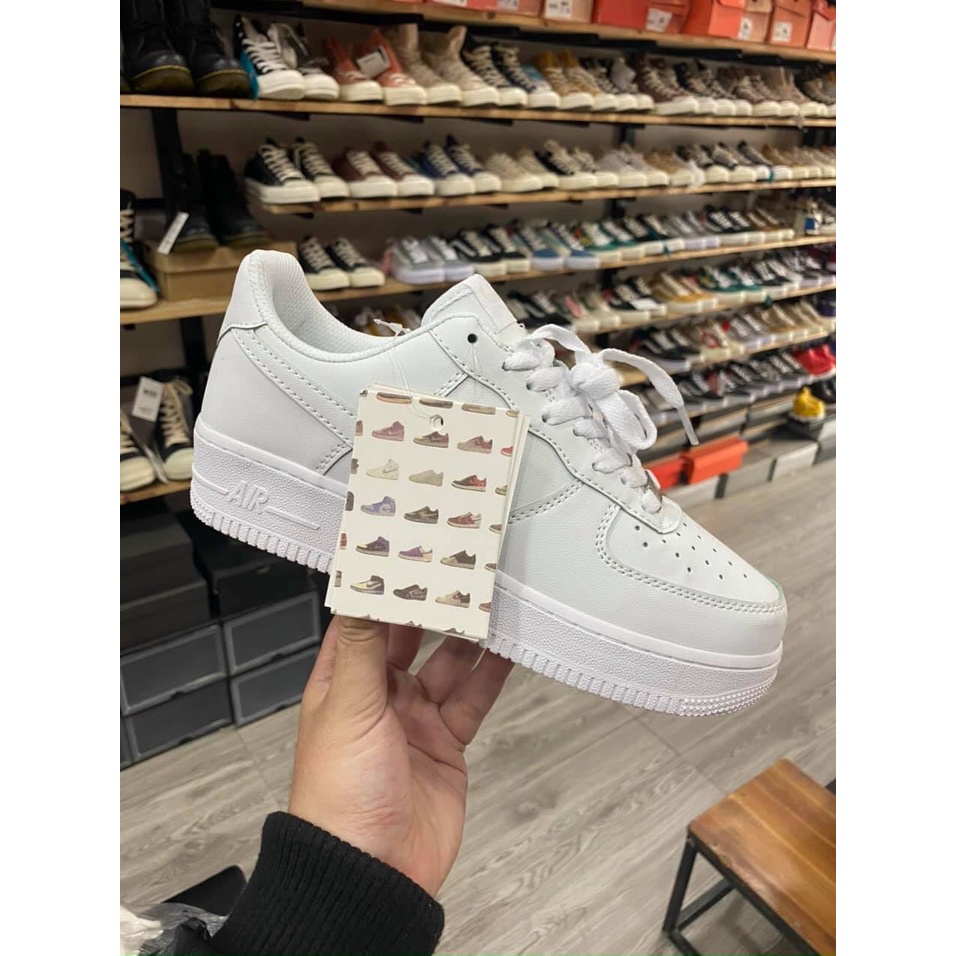 Mua hộp nike tặng giày af11 trắng y hình