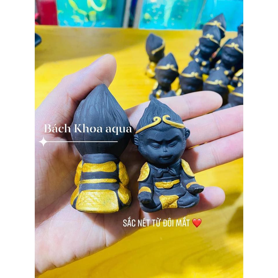 Tượng Tôn Ngộ Không trang trí bể cá