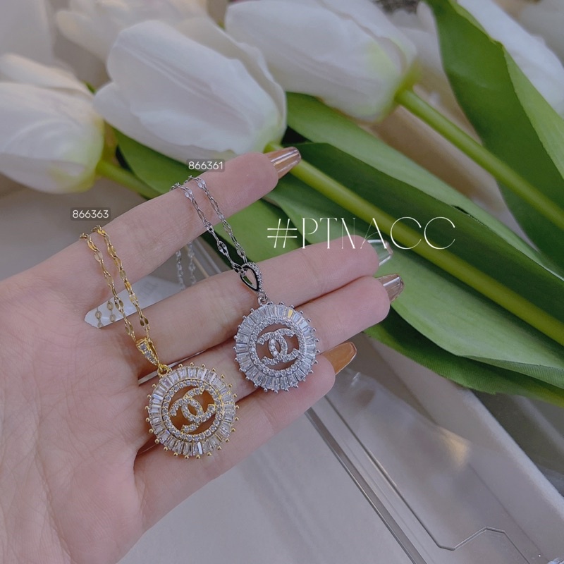 Dây chuyền, vòng cổ mặt tròn logo thương hiệu đính đá paguet .PTNACC.