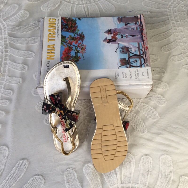 Sandal Nữ Xỏ Ngón Đế Bệt Quai Chữ T Gắn Nơ Hoa Size 36-38 - Hàng Việt Nam -  Ảnh Thật Lucky Girl shop