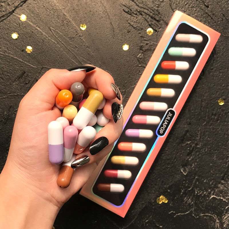 (hàng Mới Về) Set 12 Son Môi Mini Hình Viên Thuốc Chống Thấm Nước Và Lâu Trôi Cao Cấp | BigBuy360 - bigbuy360.vn