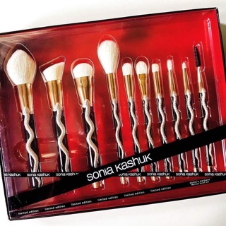 Cọ Rắn Make Up