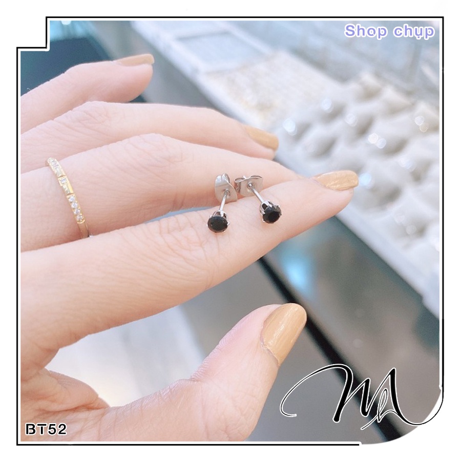 Bông tai nam nữ unisex khuyên nụ đá trắng đá đen nhiều size Titan không gỉ - 1 Cặp - Măng’s House BT52