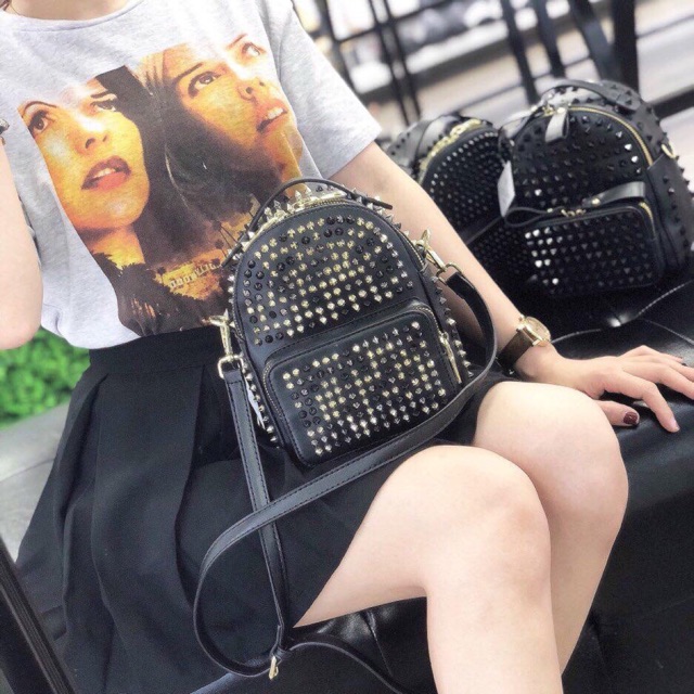 ☘️Balo đinh nhà e vẫn có nhé ce ơi 😍 đi du lịch k thể thiếu e ý đâu, đeo balo hay chéo đều dk ạ 😘 🌱Ẻm nó đang sẵnhàng