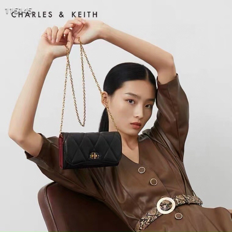 Clutch CNK Kèm dây đeo chéo Mới nhất