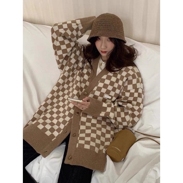 ÁO KHOÁC HOẠ TIẾT BÀN CỜ