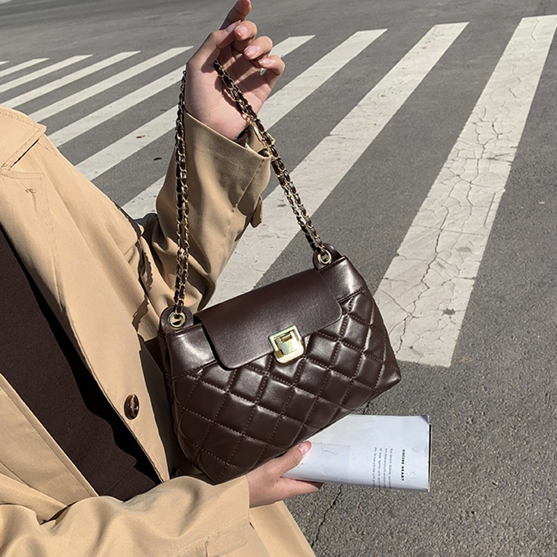 Túi xách IELGY sức chứa lớn đeo chéo vai kết cấu kim cương phối dây xích cho nữ