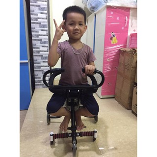 Xe đẩy 5 bánh gấp gọn thông minh dành cho bé