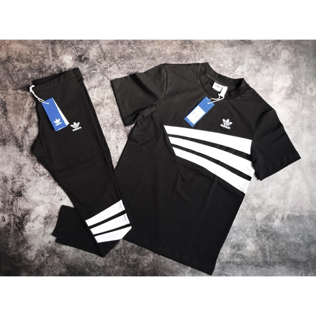 994 Geometric '90s Equipment Tee