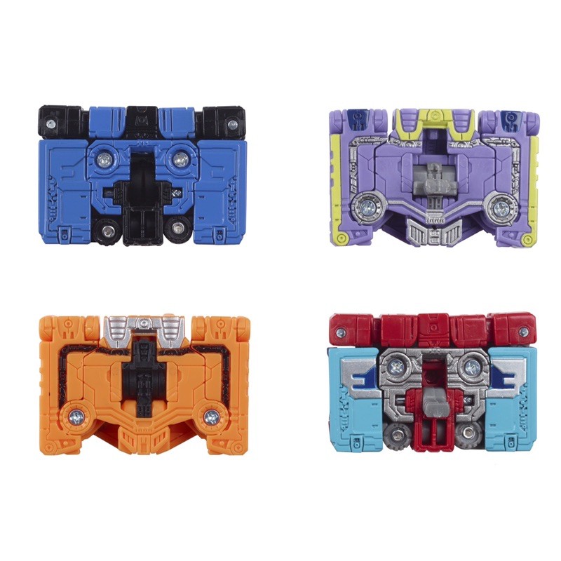 Mô hình nhân vật Transformers WFC Generations Selects Soundwave Spy Patrol