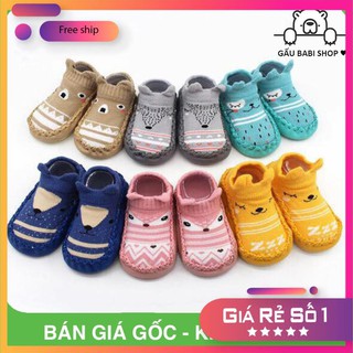 Giày tất chống trơn trượt cho bé từ sơ sinh đến 18 tháng