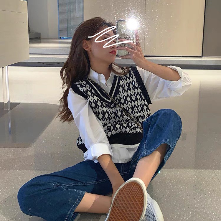 Áo gile thổ cẩm Đen dáng ngắn cổ V Forgirl cho nữ phong cách Hàn Quốc
