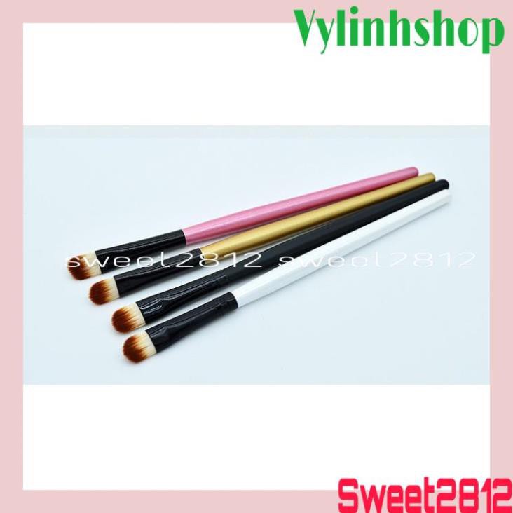 Thanh cọ đánh phấn mắt đầu tròn CM7