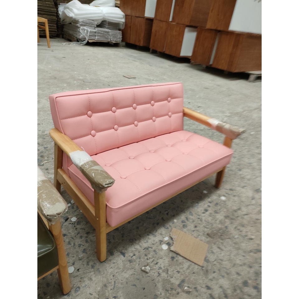 Ghế sofa gỗ đẹp hiện đại.