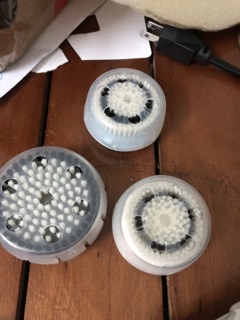 Cọ máy rửa mặt clarisonic mia 2