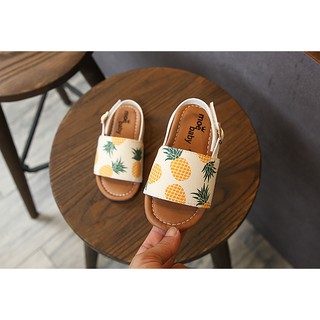 Sandal dứa, cherry