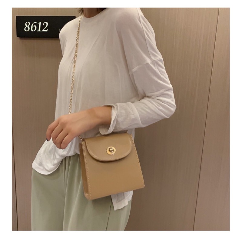 Túi đeo chéo nữ phong cách thời trang hot TI