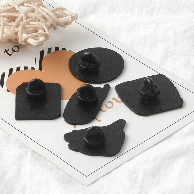 Ghim cài áo QIHE JEWELRY balo hình điện thoại / máy ảnh tráng men màu hồng dễ thương