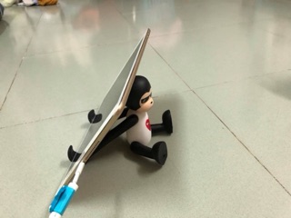 Khỉ con đỡ điện thoại Ipad 🐒🐒🐒
