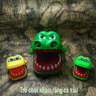 TRÒ CHƠI CÁ SẤU CẮN TAY