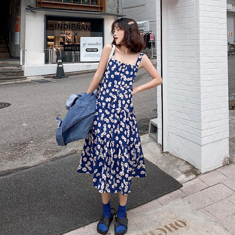 Đầm Hai Dây In Hoa Cúc Nhỏ Xinh Ngọt Ngào Thời Trang Mùa Hè 2022 Mới