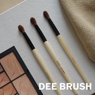 Cọ Blend mắt Bobbi Brown Blender