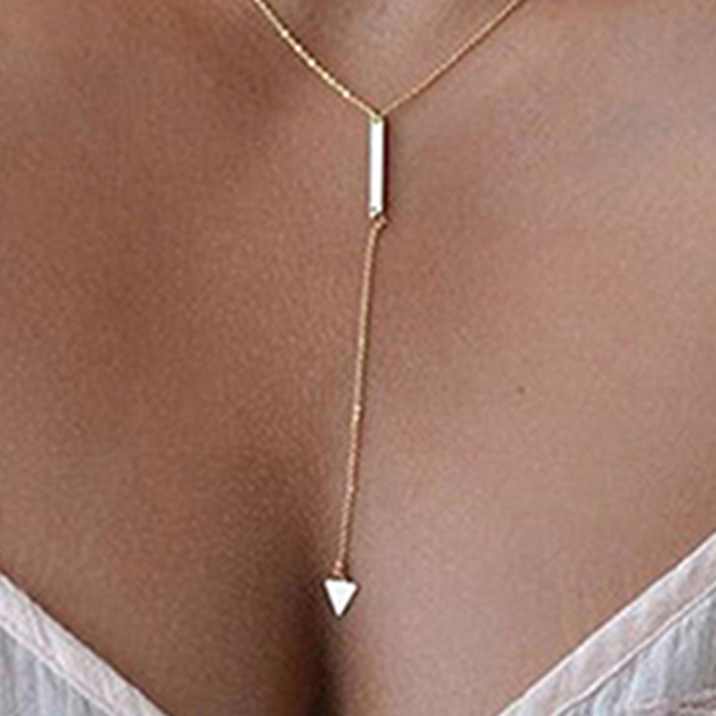 Vòng cổ Hợp Kim Mặt Tam Giác Phối Tua Rua Thời Trang