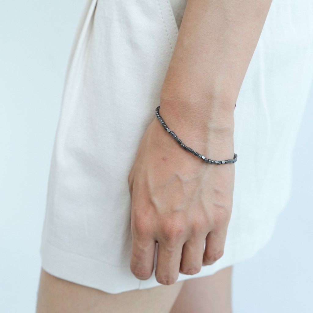 Cube beads bracelet - vòng tay hạt vuông